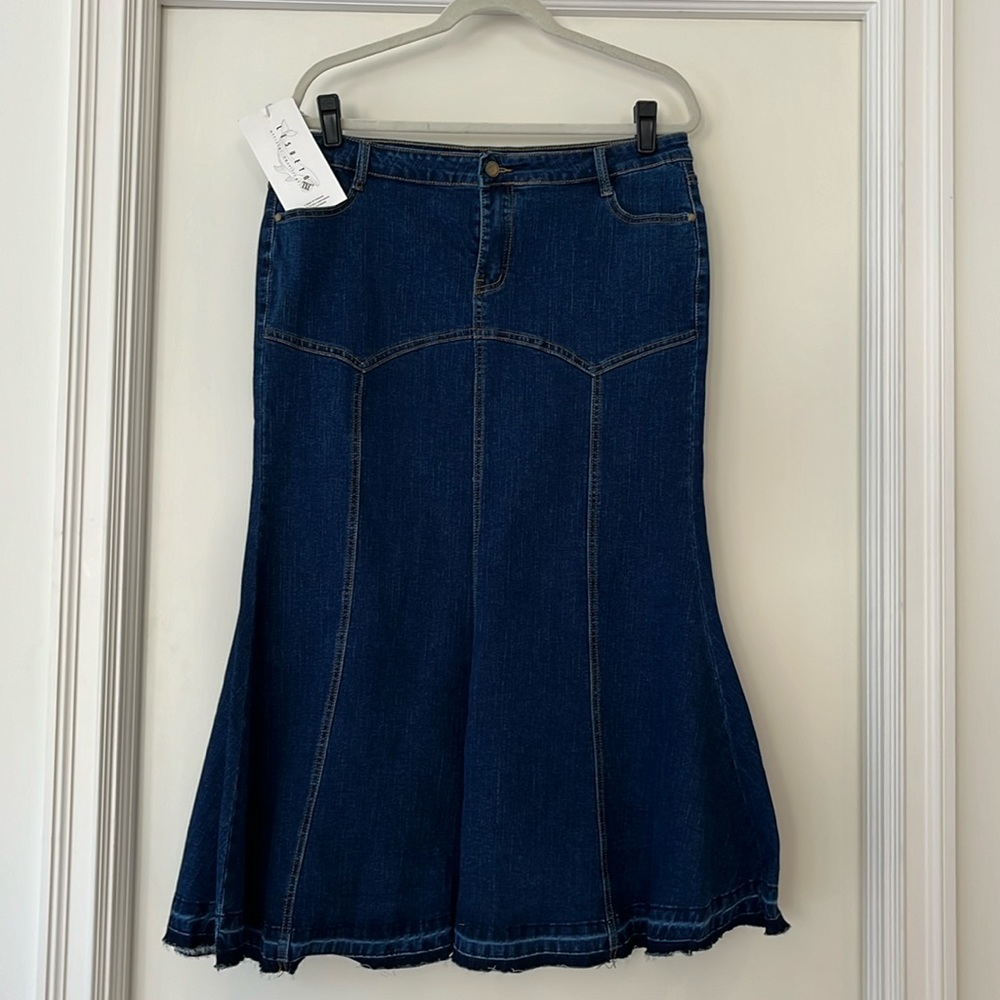 Long flare denim skirt size 3XL Denim with stretch.